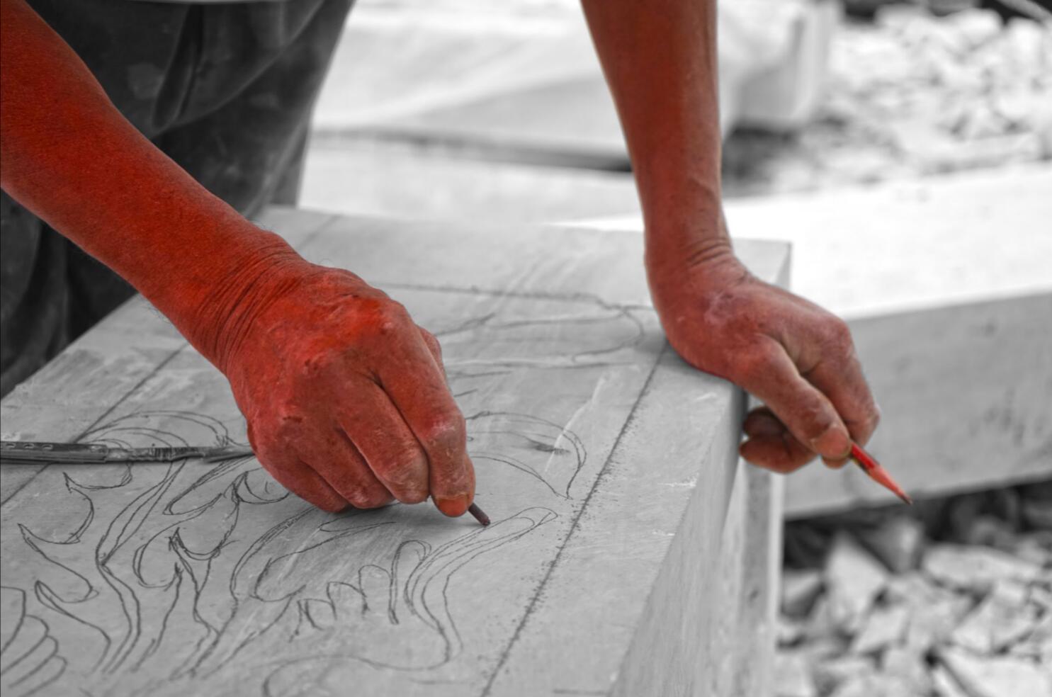 �����˽�ʯ����ҵ��̽Ѱ���ط�չ֮·